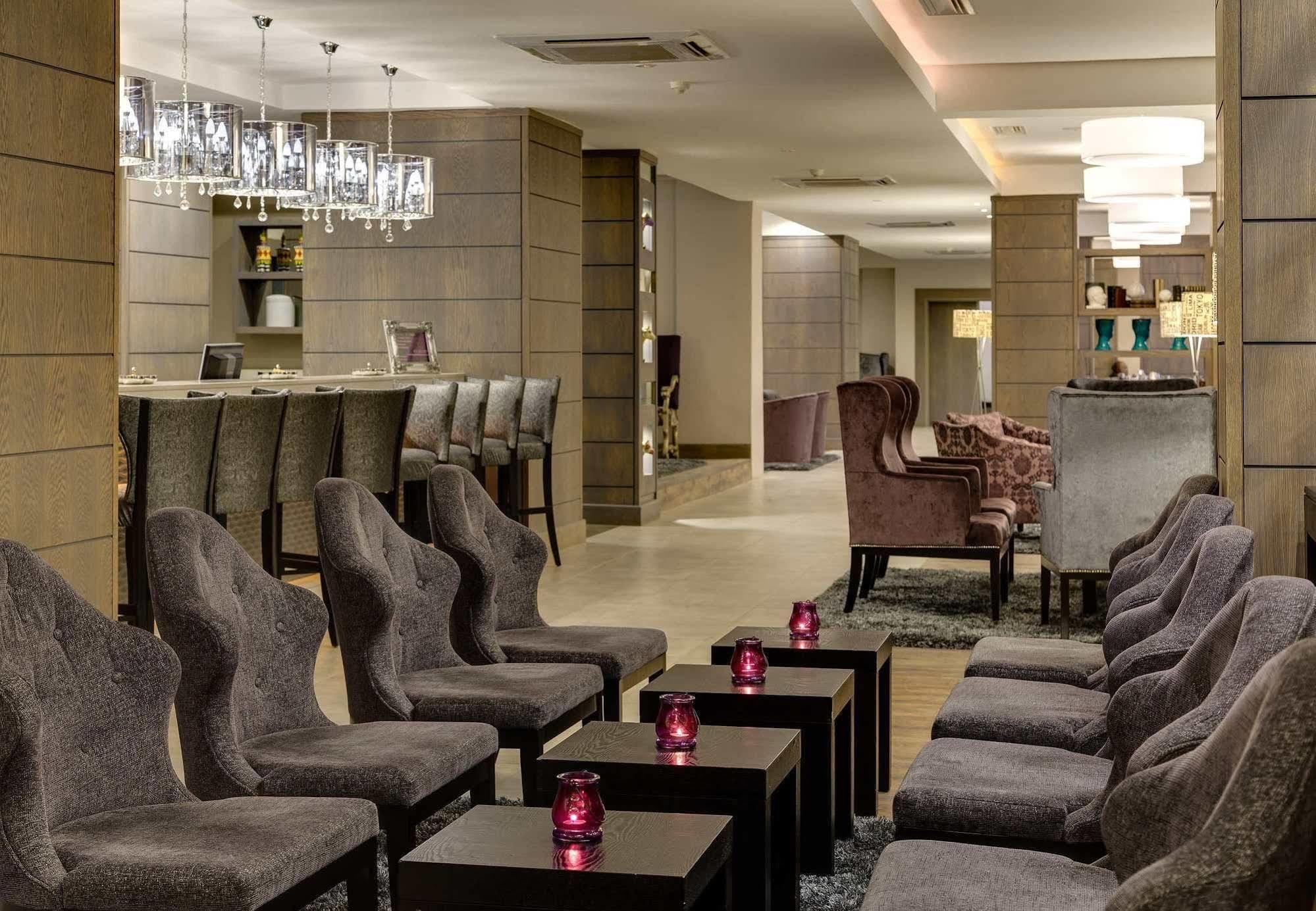 Anew Hotel Hatfield Pretoria-Noord Exterior foto